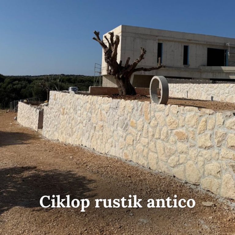 Dvorišna ograda obložena kamenom ciklop rustik antico